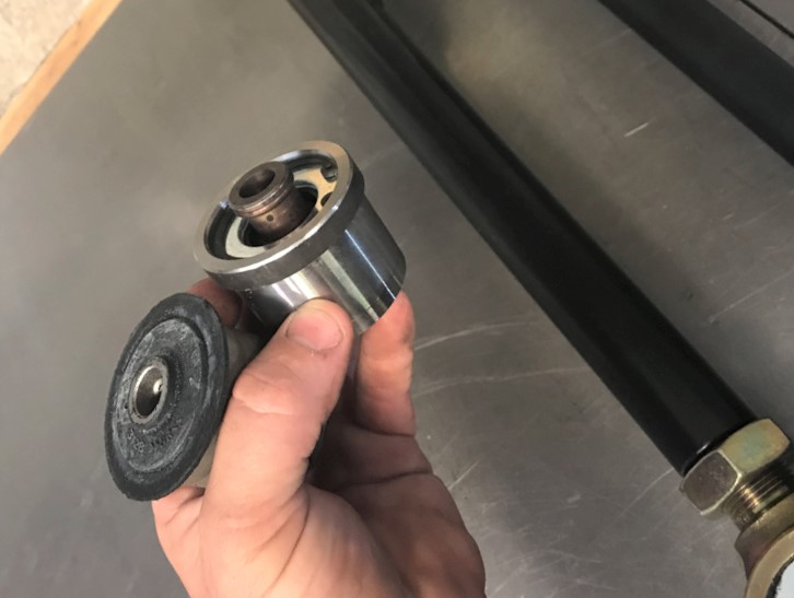 Bushing: How to Replace Car Bushings? - Auto Parts Blog And Experts Guides
